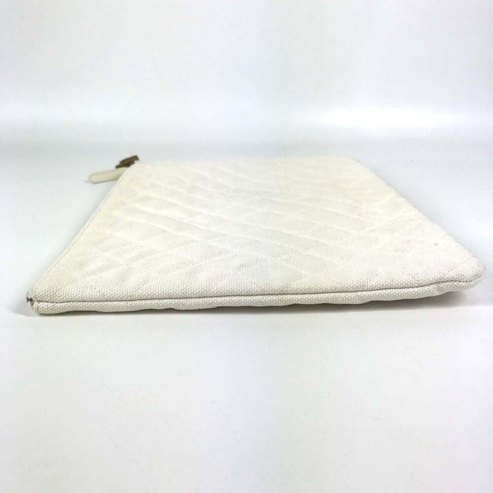 CHANEL Pink Canvas Pouch - Picture 4 of 16